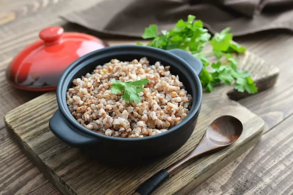 Steamed buckwheat is the staple of the buckwheat diet. 