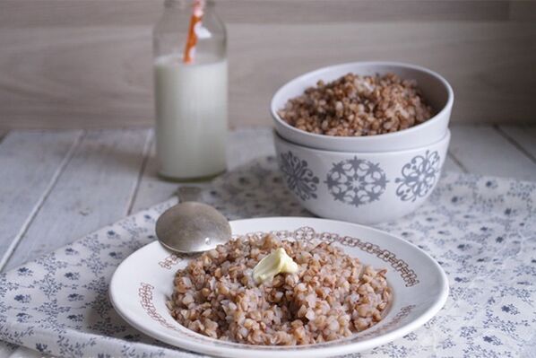 buckwheat porridge with butter